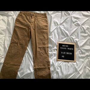 Men’s Khaki Pants
